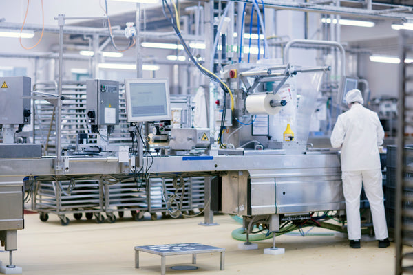 No-Load Conveyor Detection: How Motor Power Monitoring Stops Wasted Energy in Food & Beverage Plants